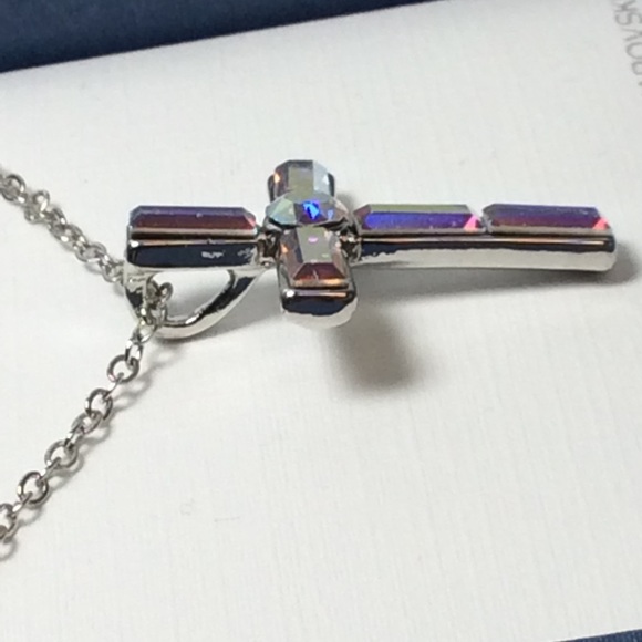 Silver Plated Swarovski Crystal Cross Pendant - Picture 8 of 16